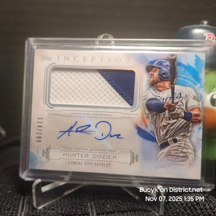 2019 Topps Inception Patch Auto - Hunter Dozier Kansas City Royals 124/199