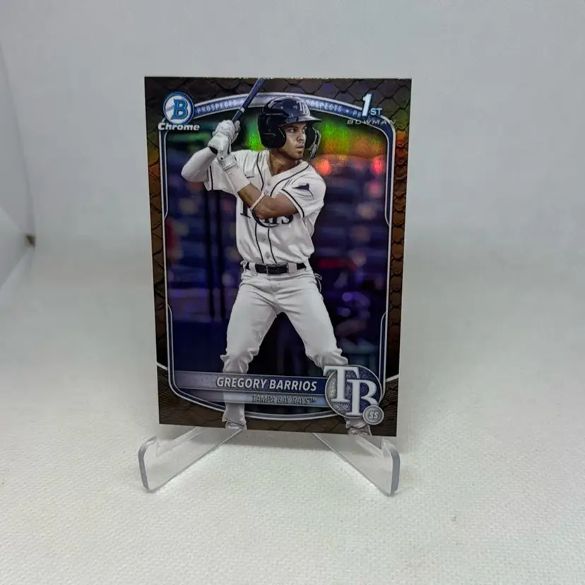 2025 Bowman Chrome Gregory Barrios Reptilian Refractor - Bowman 1st