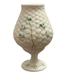 Vintage 2-piece Belles Pottery Basket Weave Porcelain Fairy Lamp 6 1/2”x 4”