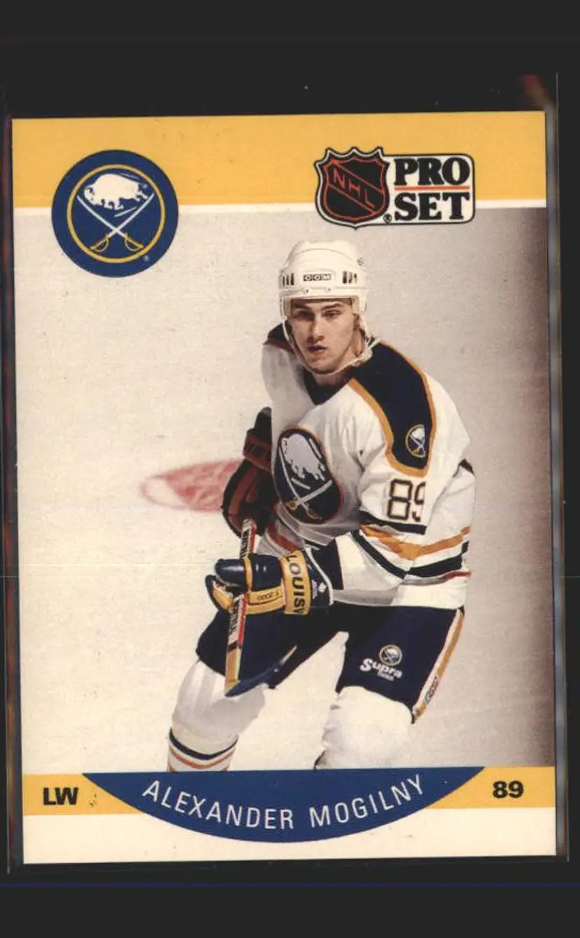 1990-91 Pro Set #26 Alexander Mogilny - (137) - Buffalo Sabres