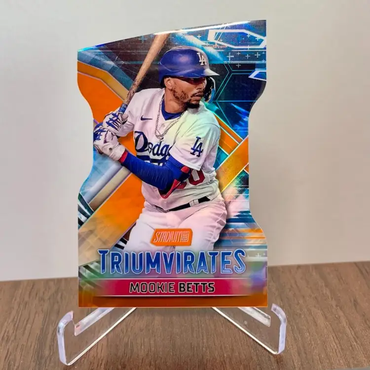 Mookie Betts (Los Angeles Dodgers) 2024 Stadium Club Triumvirates Orange Parallel /25
