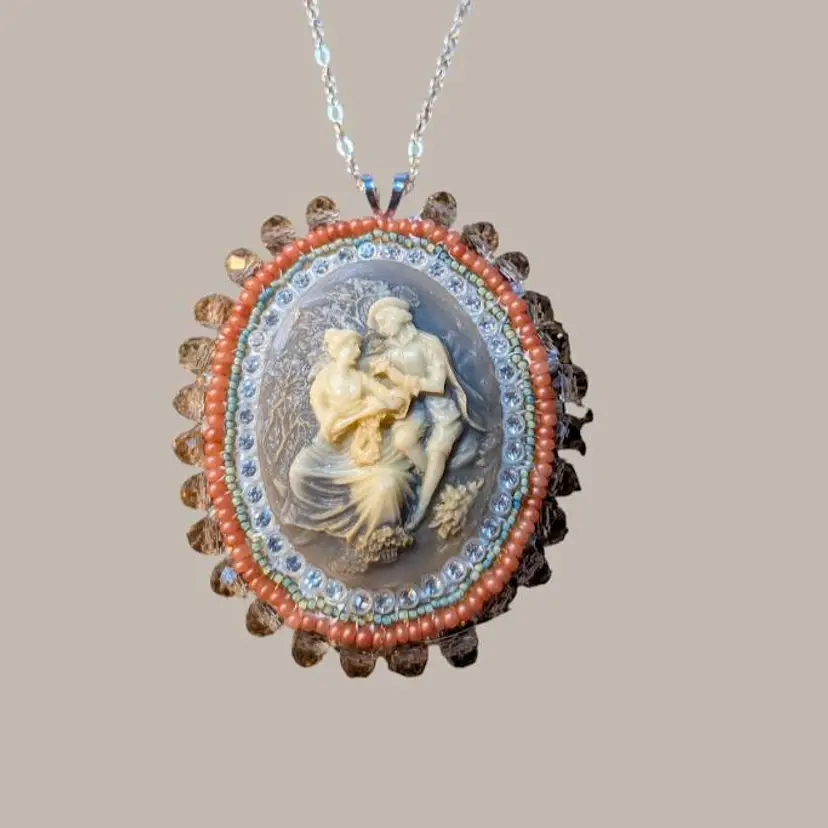 MLCA Creations Handcrafted Vintage Courting Couple Cameo Beaded Pendant with Chain Necklace