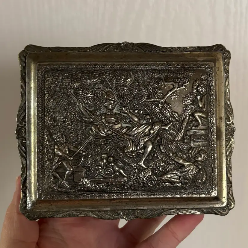 Vintage Victorian Style Silver Plate Jewelry Trinket Box