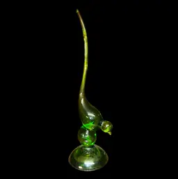 Vintage Viking Glass "Epic" line long-tail bird figurine