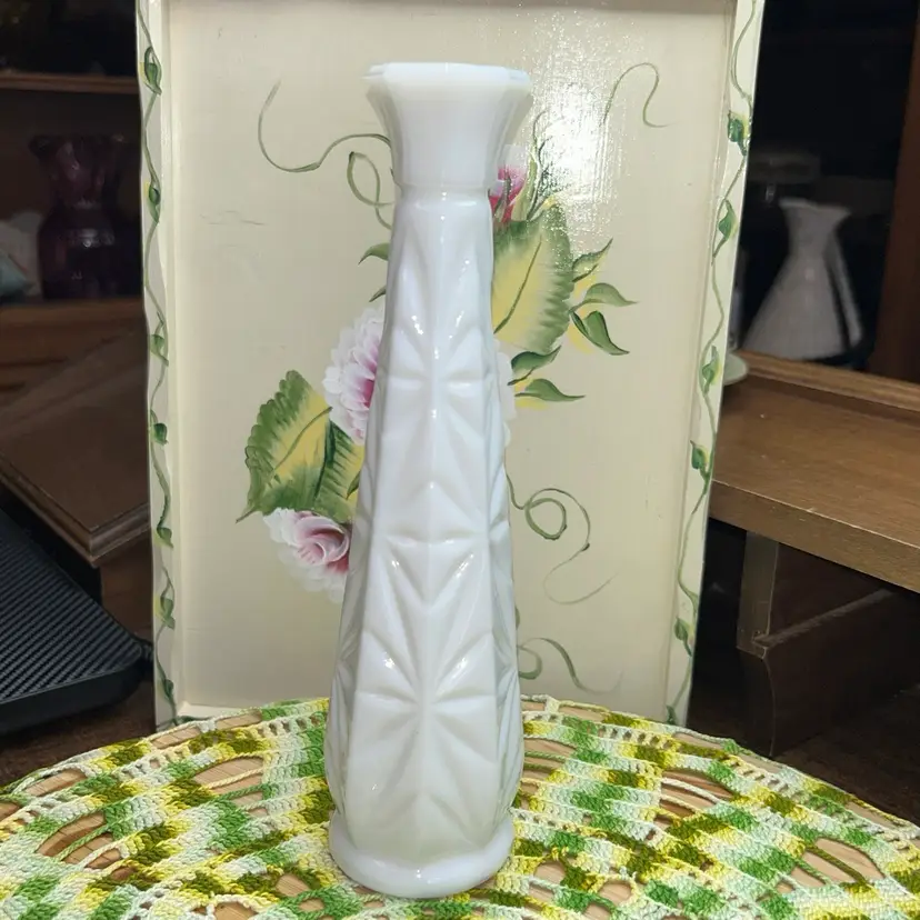 Vintage Hoosier Milk Glass Bud Vase Starburst Design