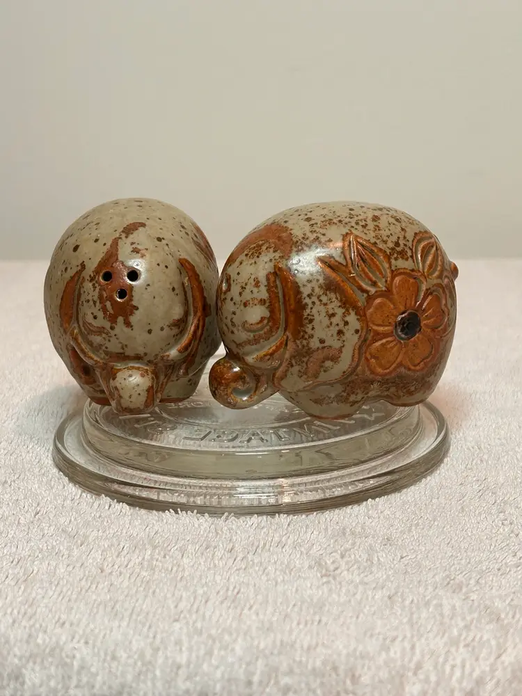 Vintage Pair Salt n Pepper Shakers Pig Figurine Speckled Glaze Flower Motif Asahi Japan