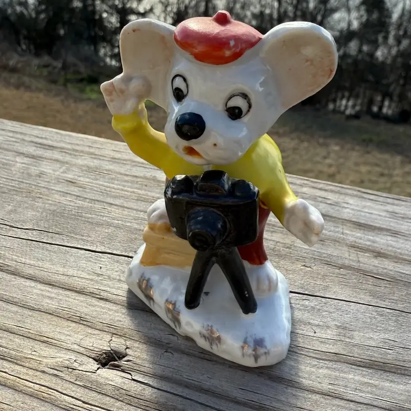 Enesco Japan Ceramic Mouse Photographer Figurine  MidCentury Kitsch