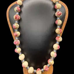 vintage Venetian wedding cake glass bead necklace with pink roses and blue accent