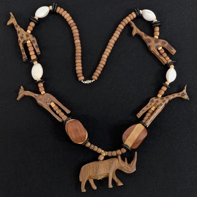 Vintage African Safari Beaded Necklace 5 Carved Wood Animals Rhino Giraffes 29"