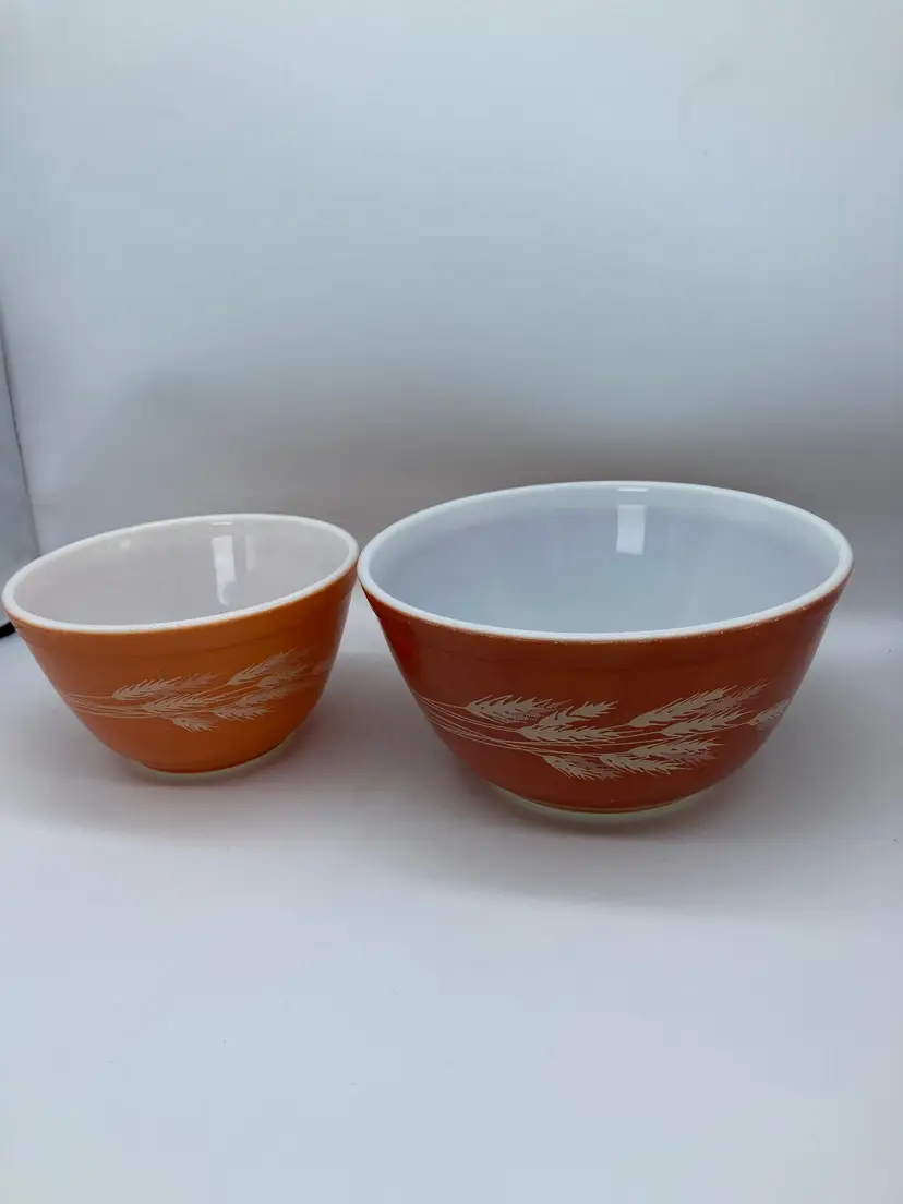 Set of 2 Vintage PYREX Autumn Harvest Wheat Nesting Bowls