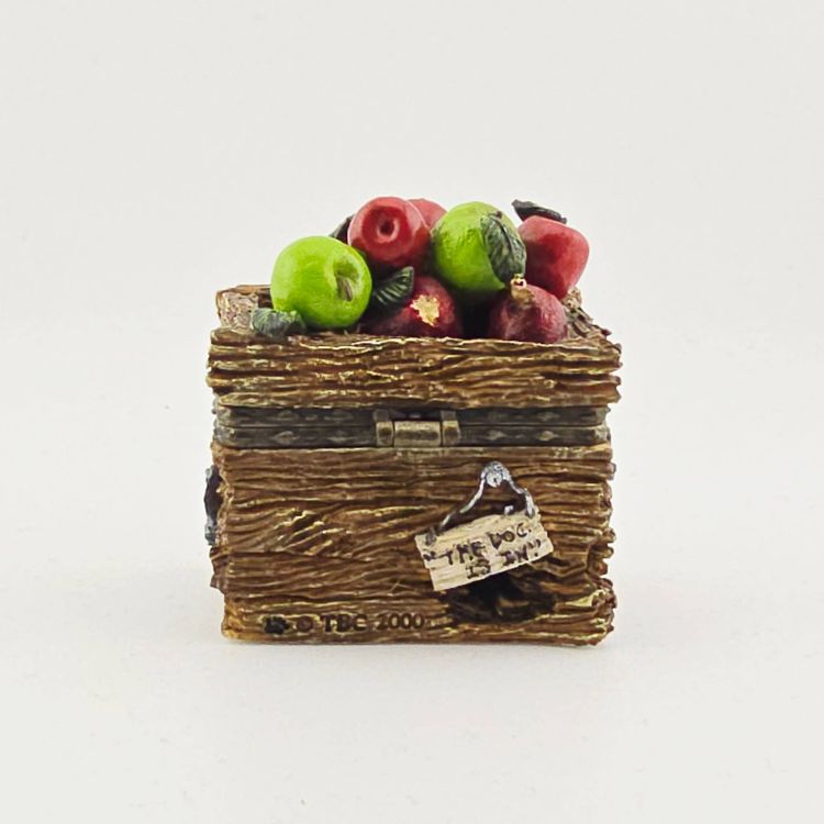 Vintage Boyds Bears "Apple a day" Trinket Box