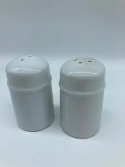 White Ceramic Salt & Pepper Shaker Set | Minimalist Cylinder Shakers | Classic Glossy White | Retro Kitchen Tableware