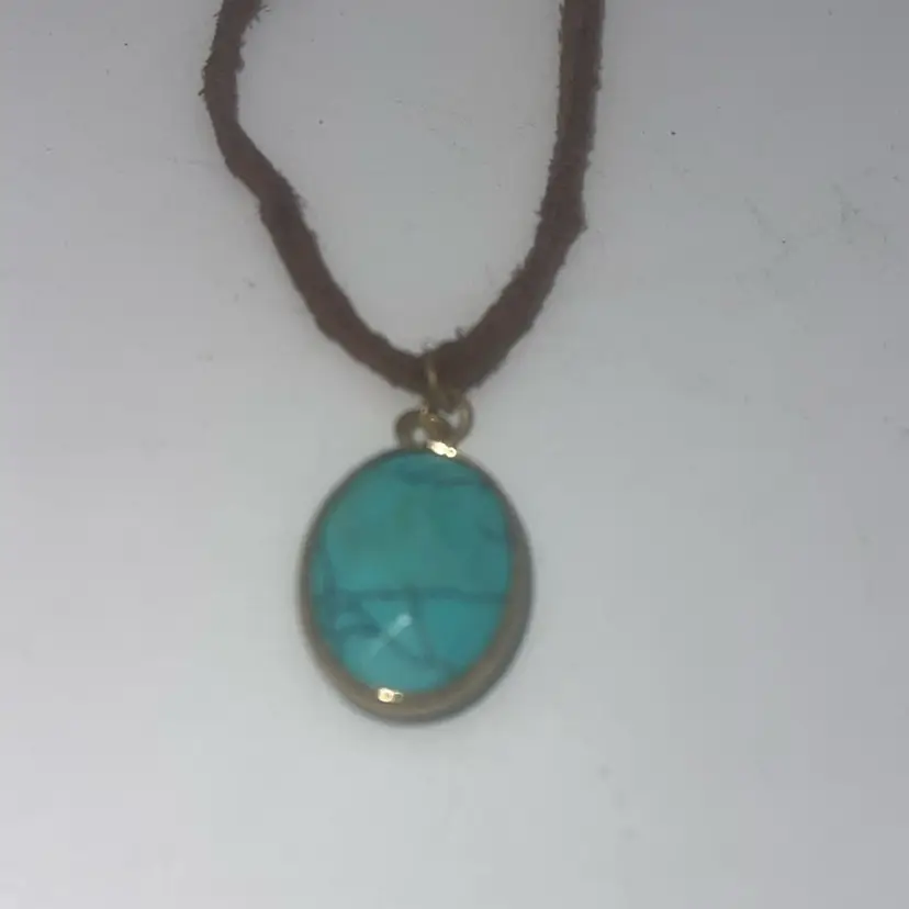 Synthetic Turquoise With 20 Inch Leather Strap