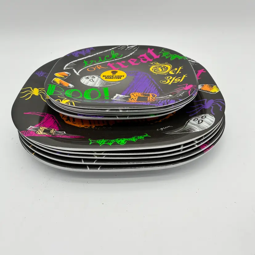 Citrus Grove Halloween Black Light Reactive 6 Dinner & 6 Dessert Plates Party
