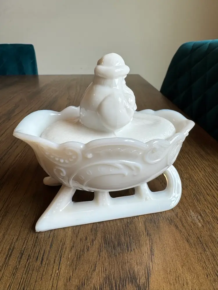 5.5x4.5” Mosser Glass White Milk Glass Christmas Santa Sleigh Covered Candy Dish Bowl