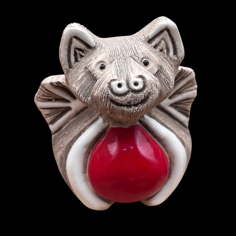 #05 Artesania Rinconada Pottery Vampire Bat With Brown Box 3.25🦇