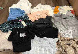 Whatnot Box 260pcs Trendy - Anthro Free People, Boutique, Artizia, Etc FREE SHIP