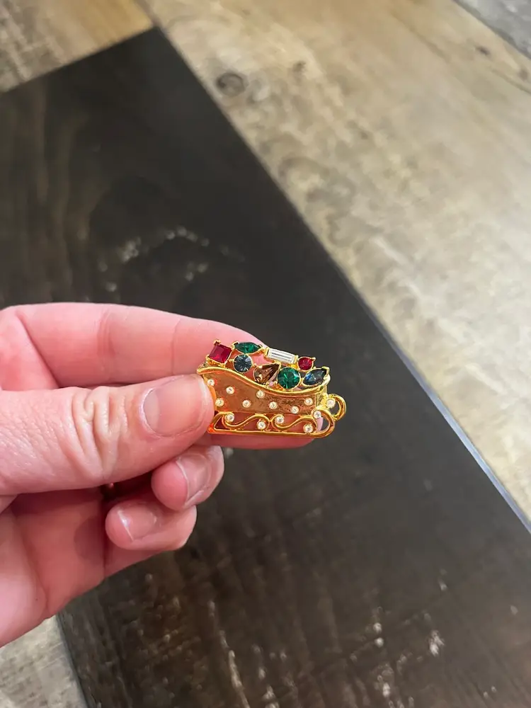 Vintage Monet Gold Toned Christmas Sleigh Brooch