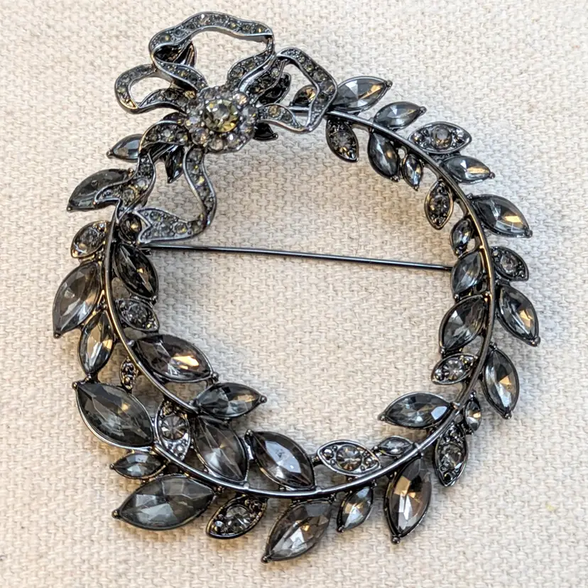 Black Leaf with Rhinestones Simply by Vera Grey Gunmetal-tone Brooch Pin