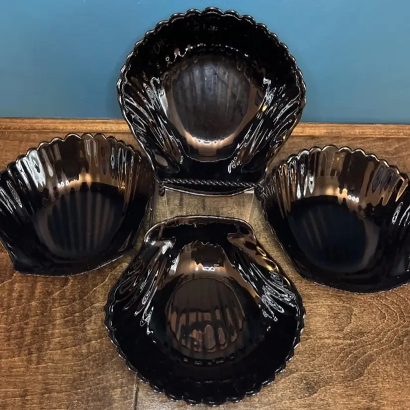 Set of 4 Vintage MCM Arcoroc COQUILLAGE Black Glass Salad Bowls 6”