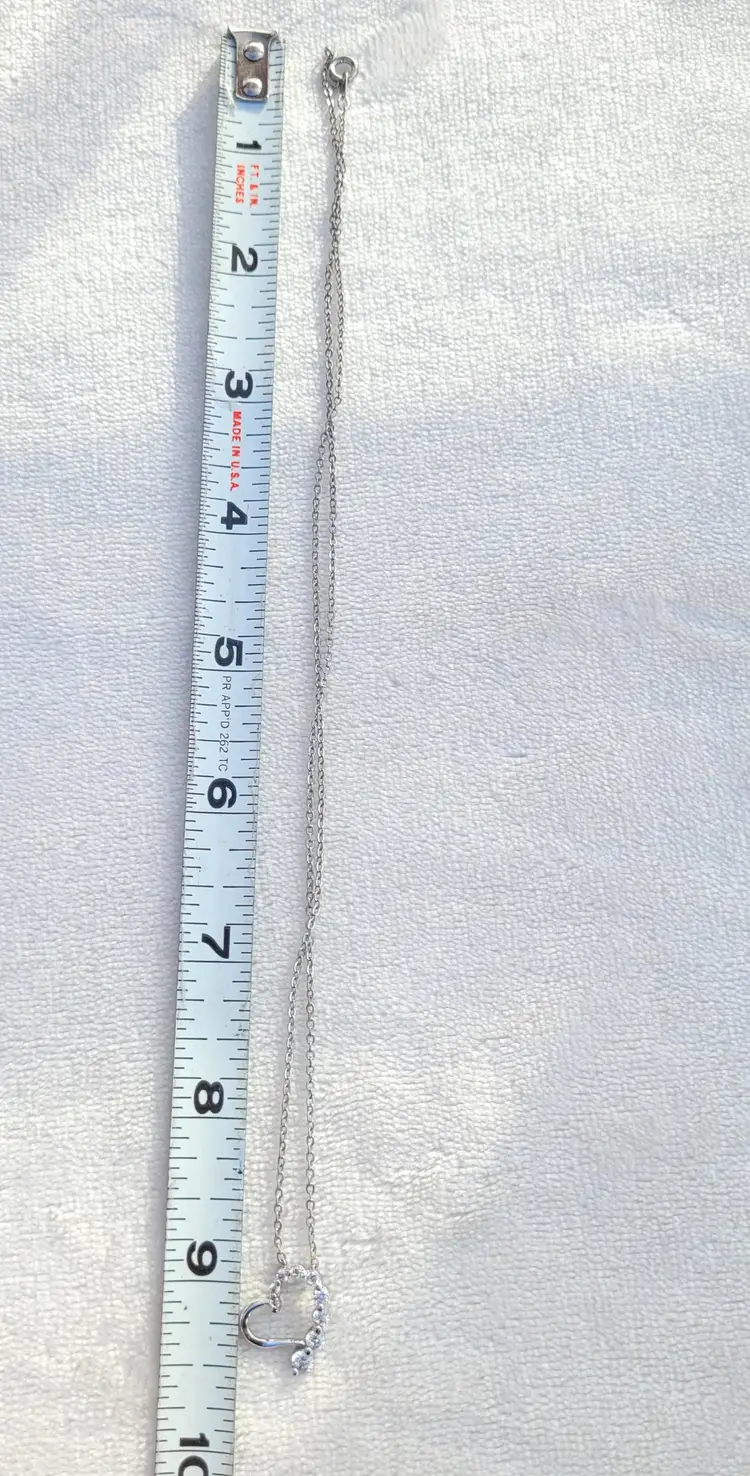 Vintage Rhinestone Heart Valentine's Silver Tone Pendant Necklace 18"