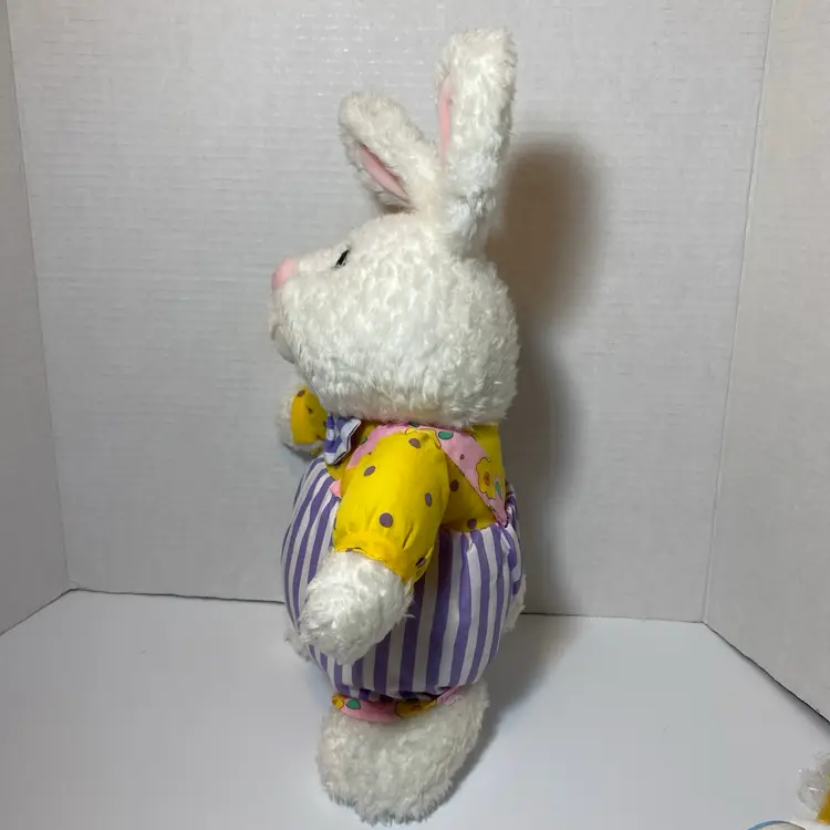 Vintage Gibson Greetings 1996 Stuffed Bunny Rabbit Overalls Rare Easter Spring