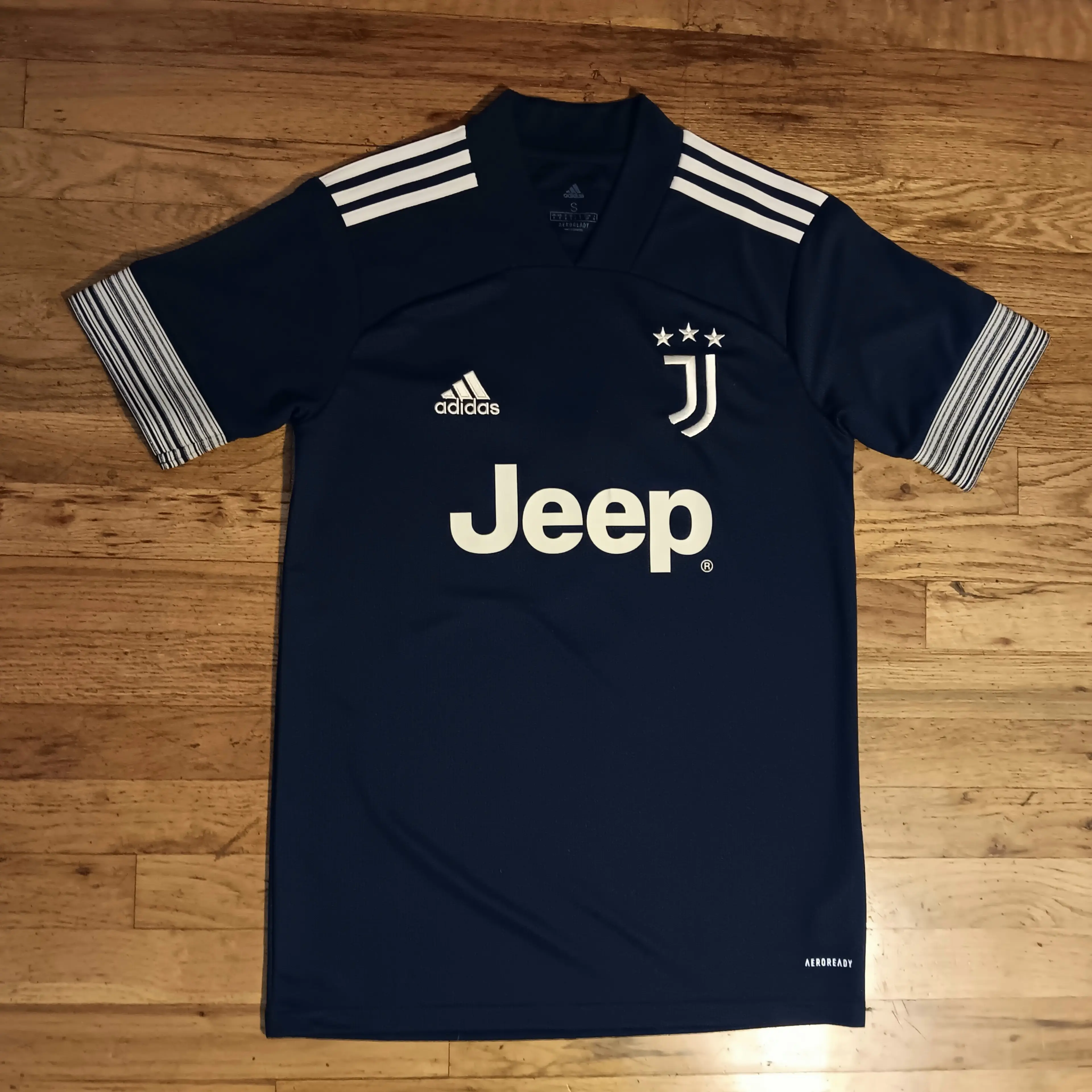 Image 2 of 12