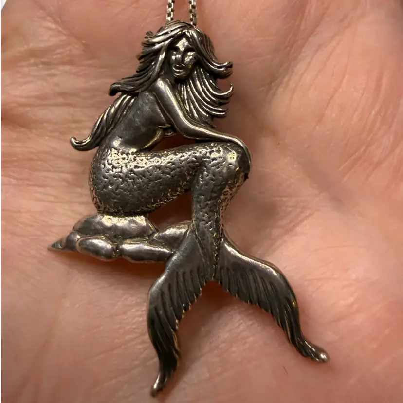 Vintage Sterling 925 1.5 Inch Mermaid Pendant And Italy Necklace. 8.57 Grams