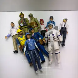 10 Beverly Hills Dolls