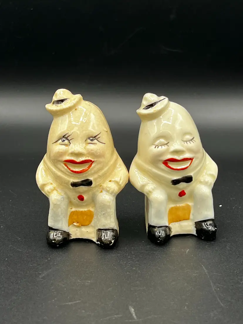 VTG Humpty Dumpty Anthropomorphic Salt & Pepper Shakers Set Japan