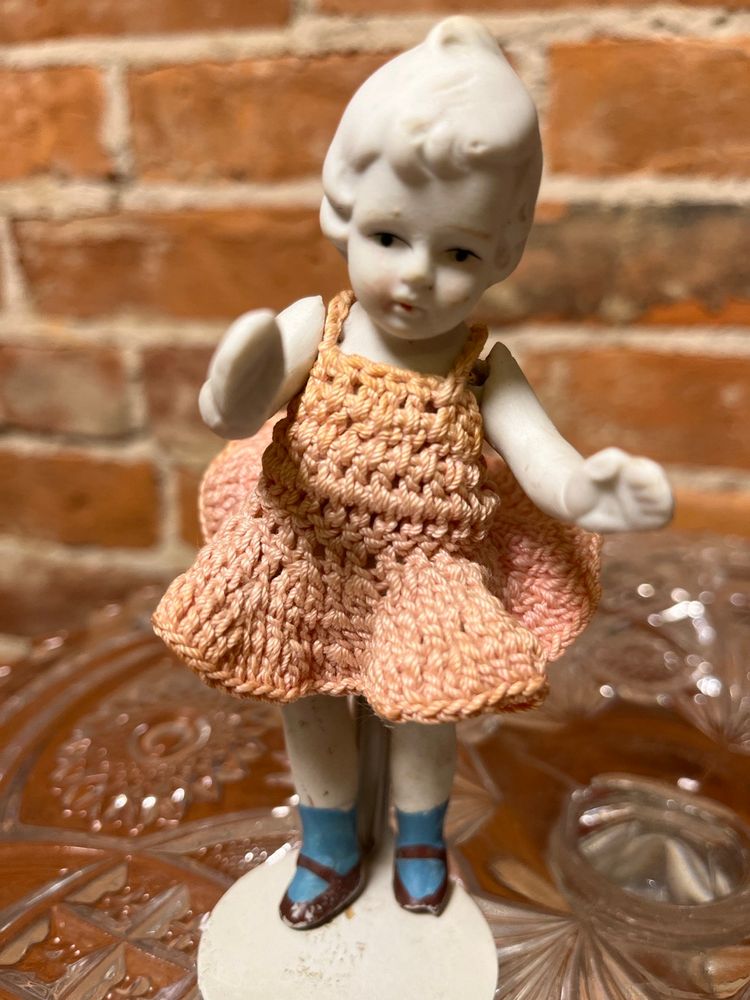 Vintage Penny Doll With Clothes And Stand