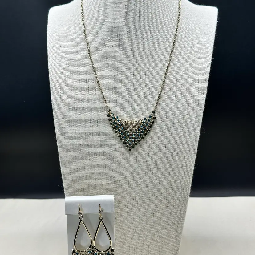 A127 - Avon Blue, Green, Clear Bid Rhinestone Necklace & Hook Earrings