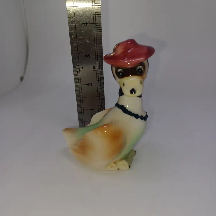 Vintage Anthropomorphic Mrs duck Salt Shaker red hat Bandit mask