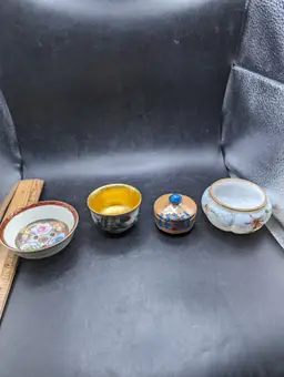 Vintage Lot of 4 Asian Trinket/ Salt Cellars Dishes