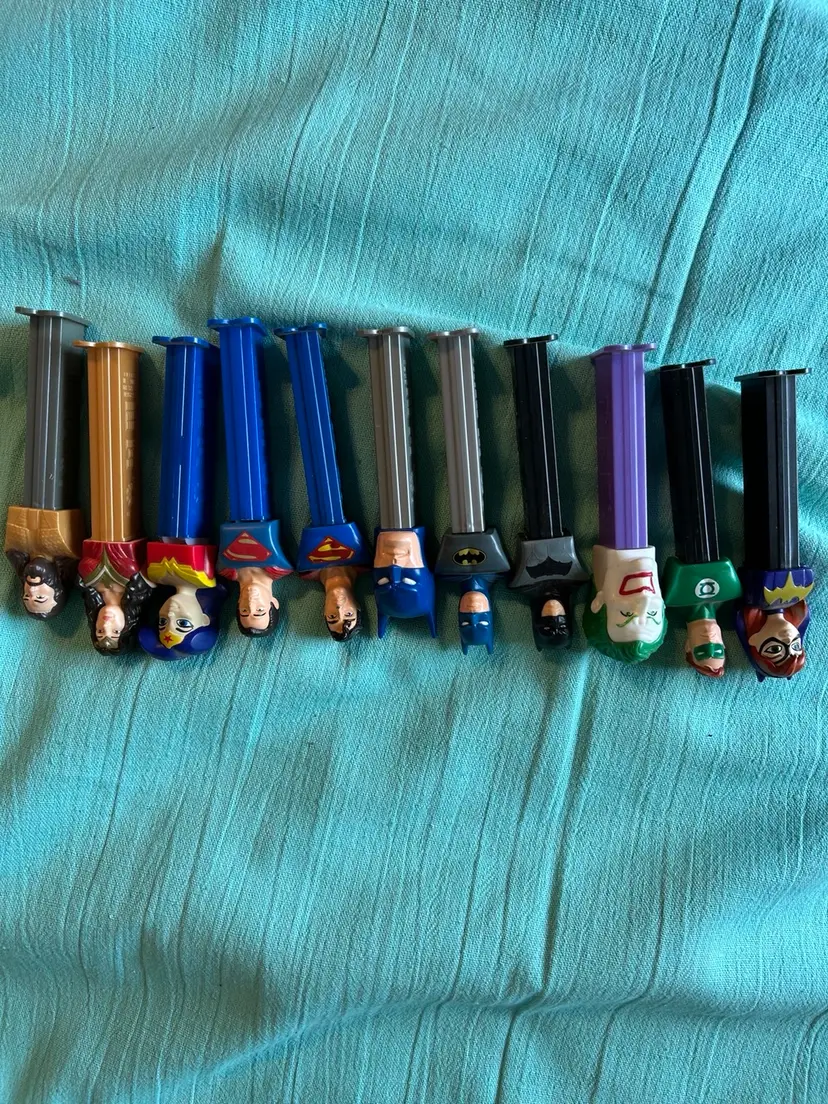 11 DC Comic Superheroes and the Joker Pez Dispensers