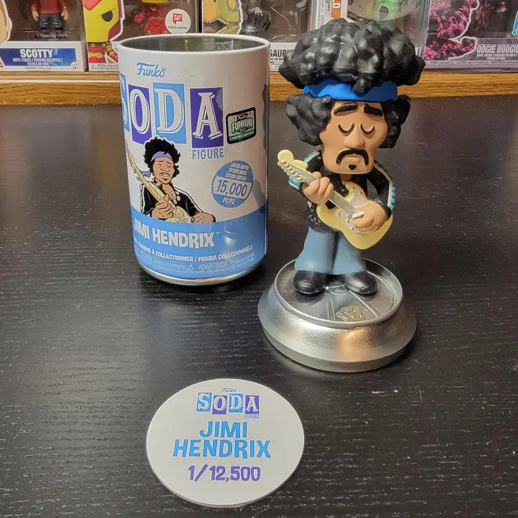 Funko SODA JIMI HENDRIX FUNKON LIMITED EDITION 15,000 PC/PZ Authentic Hendrix Playing Guitar EYES CLOSED