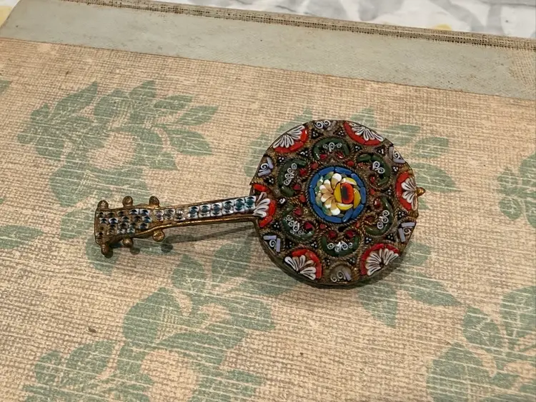 Micro Mosaic - Banjo