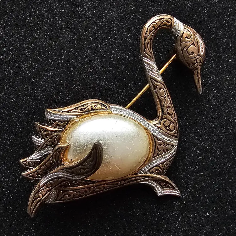 Vintage Damascene Swan Brooch.