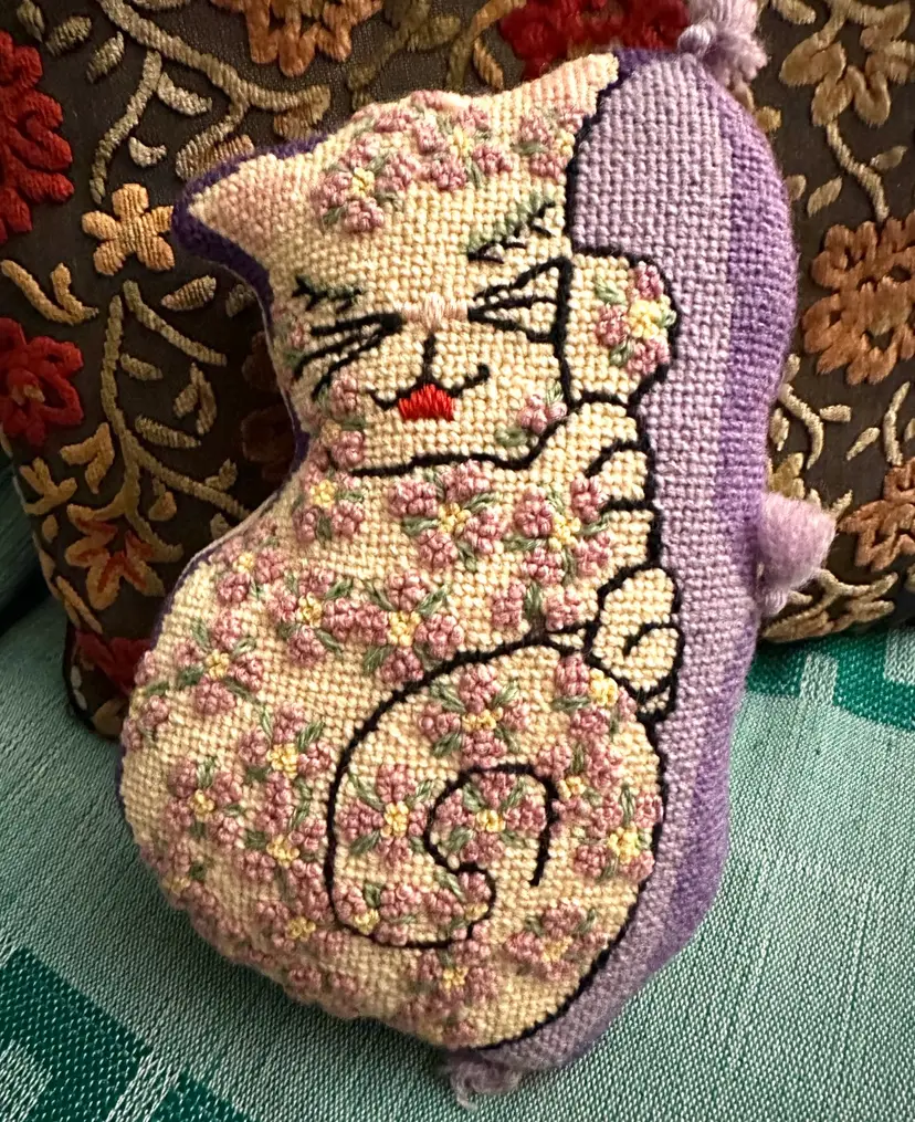 Needlepoint Sleeping Kitty Pillow 10”x 7” Patched Hole On Back Lavender On Cream With Black Outline