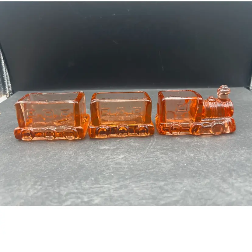 #420B Vintage 3 Piece Pink Depression Glass Train Set, Engine And Two Boxcars