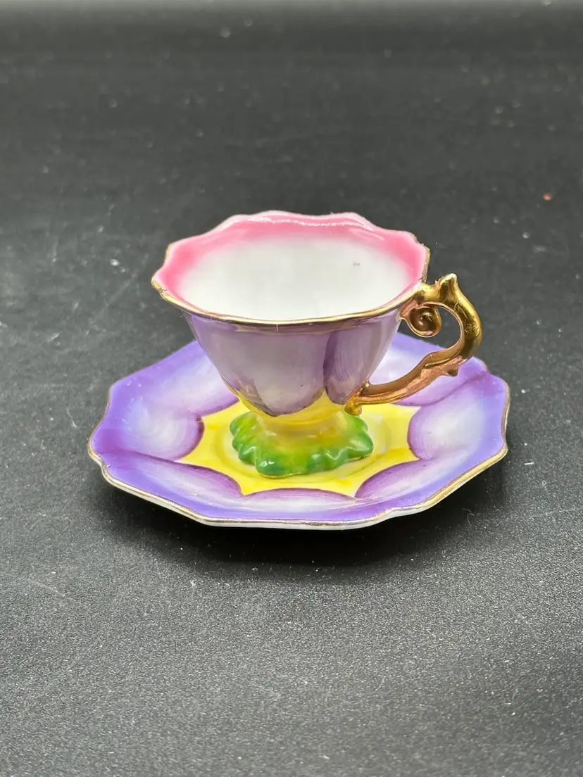 VINTAGE TINY 2 INCH TEACUP SAUCER OCCUPIED JAPAN
