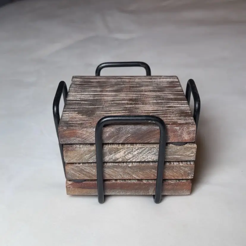 Set Of 4 Godinger Wallis Rustic Wooden Coasters With Black Metal Holder