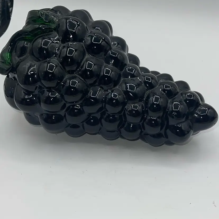 06 Blown Glass Grapes 8”  Purple With Green Leaves