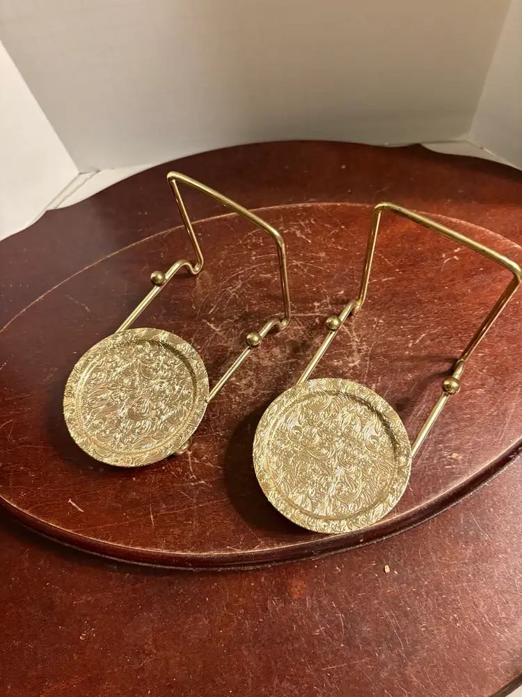 Set Of 2 Ornate Brass/metal Tea Cup Holders/Display