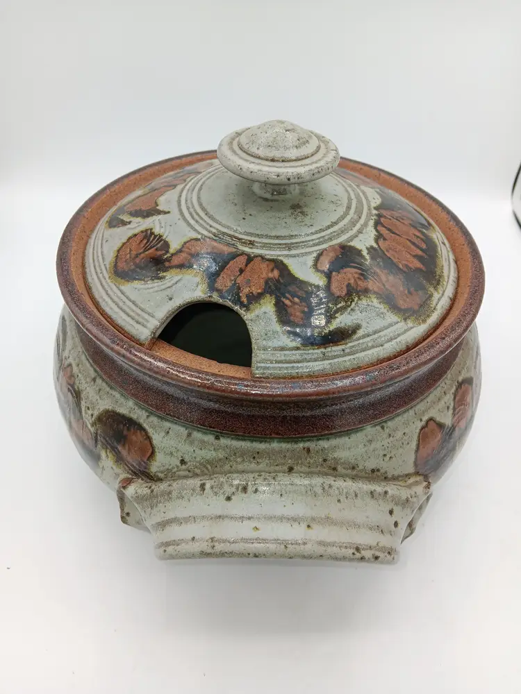 Signed Studio Pottery Soup -Chile Pot