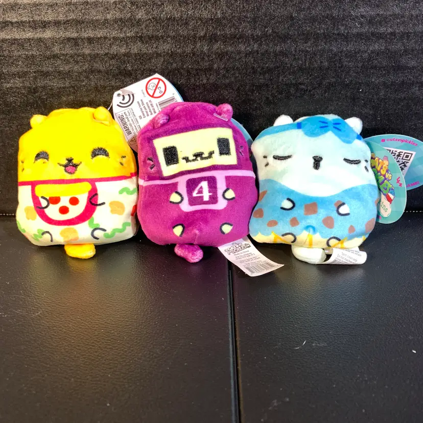 Kittens vs. Gherkins Trio Plush NWT