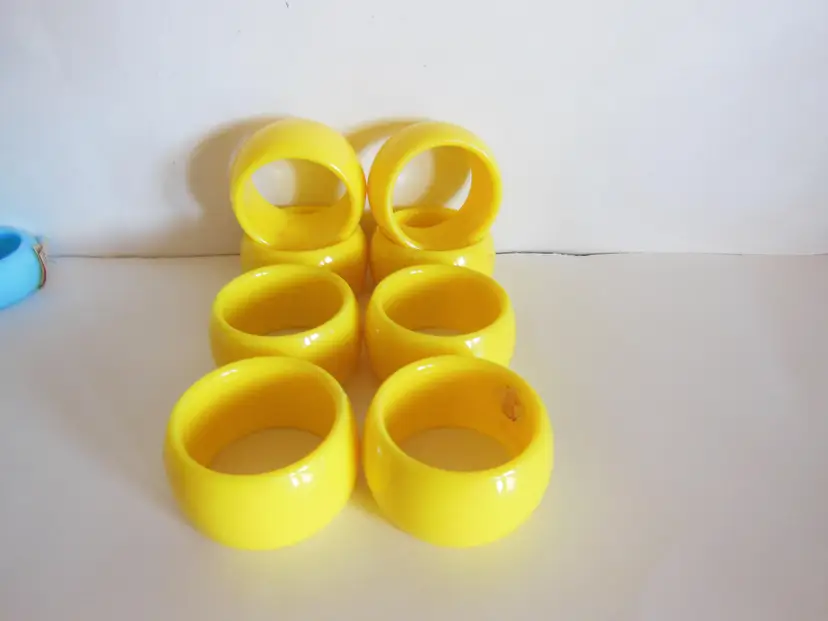 Vintage 8 Sunshine Yellow Melamine Napkin Rings!