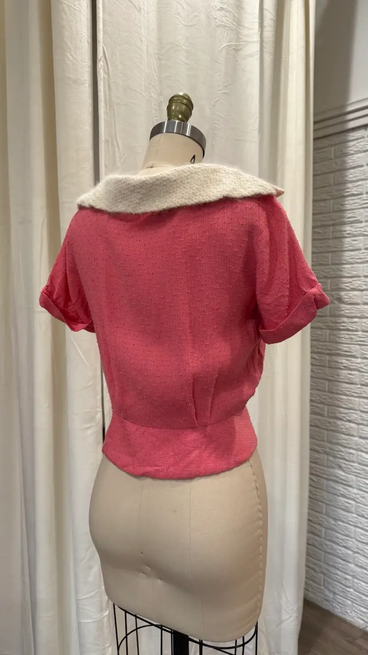 Vintage 1950’s Pink Tweed & Mohair Collar Top