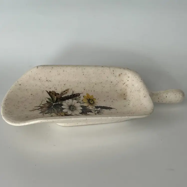 Vintage Ceramic Scoop  – Speckled Cream with Wildflower Transfer – 7.25”