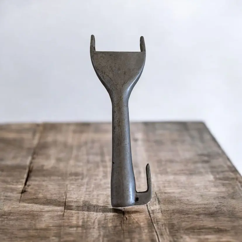 Vintage Kirby Vacuum Cleaner Handle Fork Older Models 516 through D50 172556